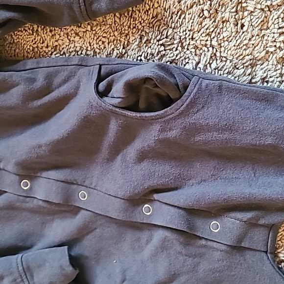 Pehr 6-12 mo onsie - Picture 3 of 5